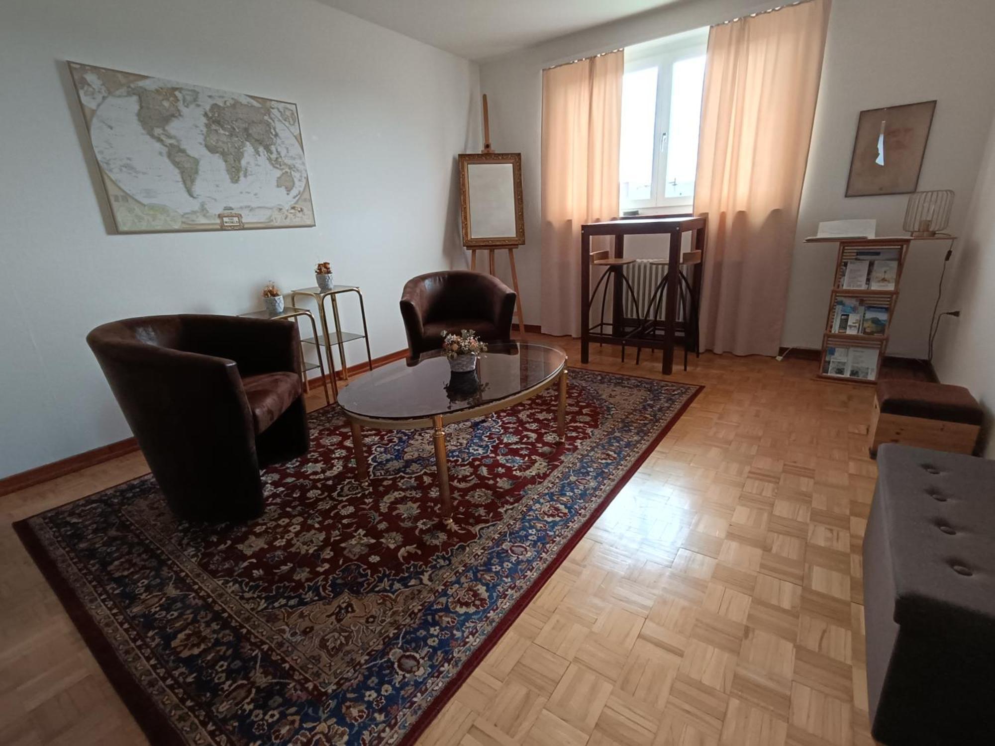Helvetia 2 Zimmer Apartment Mit Parkplatz Zurich Exterior photo